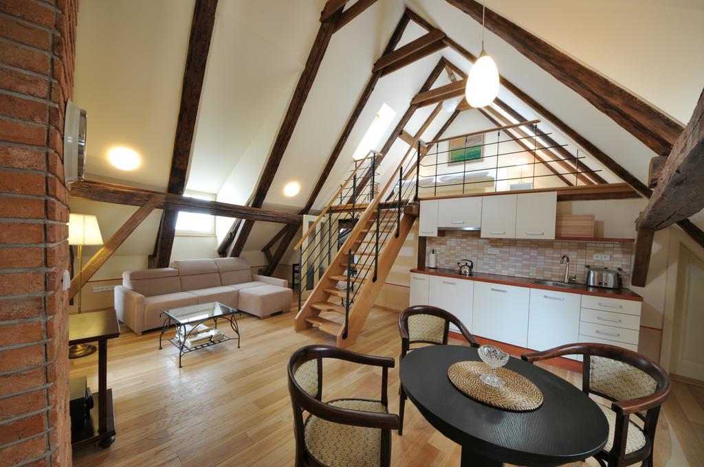 Latran 43 Apartments Český Krumlov Exteriör bild