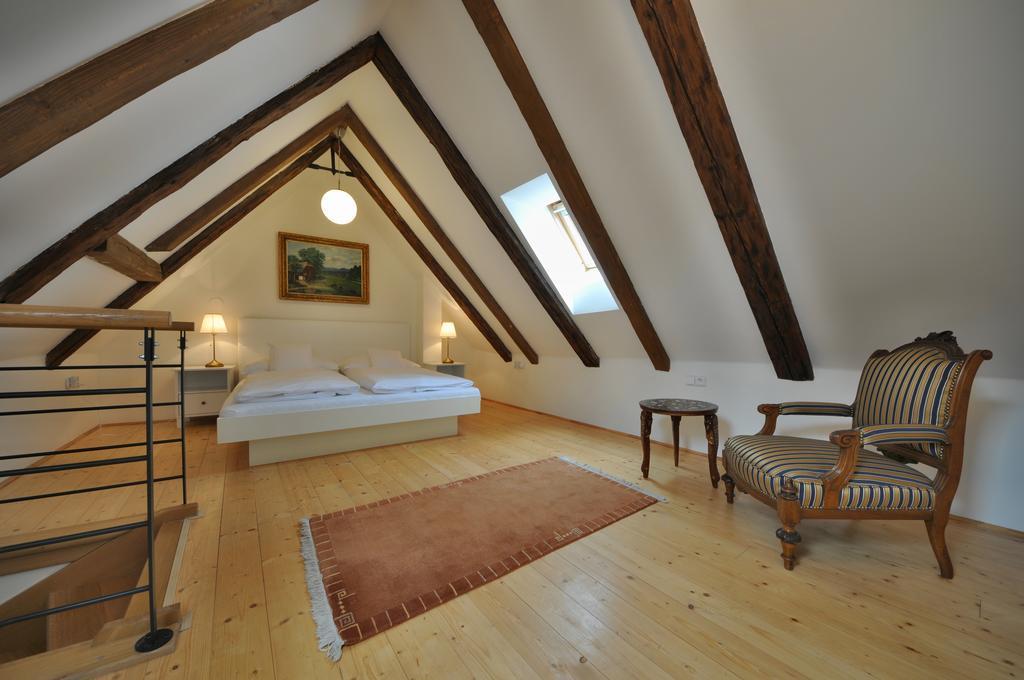 Latran 43 Apartments Český Krumlov Exteriör bild